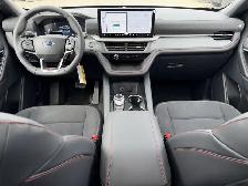 2026 Ford Explorer ST - Photo 16