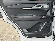 2026 Ford Explorer ST - Photo 24