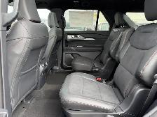 2026 Ford Explorer ST - Photo 25