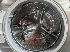 Samsung Washer with Pedestal - Photo 5