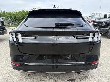2026 Ford Mustang Mach-E Premium - Photo 10