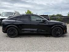 2026 Ford Mustang Mach-E Premium - Photo 13