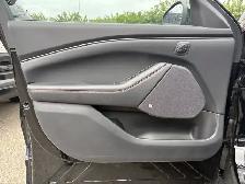 2026 Ford Mustang Mach-E Premium - Photo 16