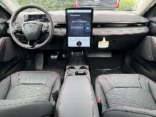 2026 Ford Mustang Mach-E Premium - Photo 28