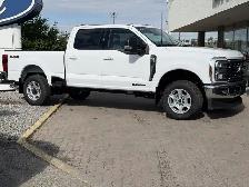 2026 Ford Super Duty F-350 SRW - Photo 2