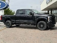 2026 Ford Super Duty F-350 SRW - Photo 2