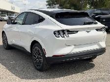 2026 Ford Mustang Mach-E Premium - Photo 9