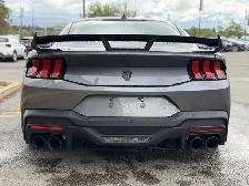 2026 Ford Mustang Dark Horse - Photo 9