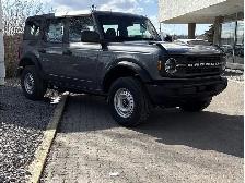 2026 Ford Bronco Base - Photo 2