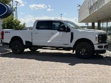 2026 Ford Super Duty F-350 SRW - Photo 2
