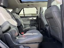 2026 Ford Explorer Active w/200A Pkg - Photo 34