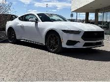 2026 Ford Mustang I4CP - Photo 2