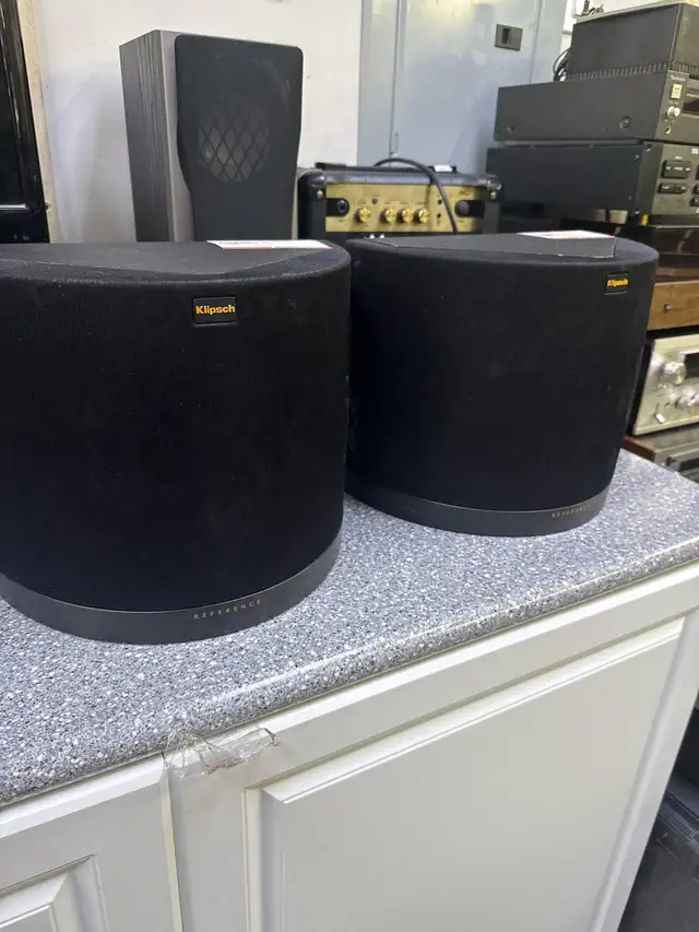 Klipsch RS-42 II  Black Speaker Pair
