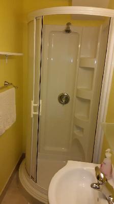 One luxury room- 8 months term - Photo 5
