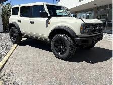 2026 Ford Bronco Badlands - Photo 2