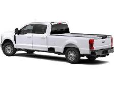 2026 Ford Super Duty F-350 SRW - Photo 2