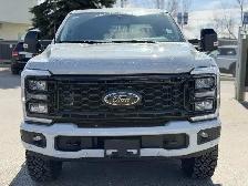 2026 Ford Super Duty F-350 SRW - Photo 4