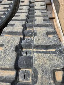 CAMSO 320x86x52 RUBBER TRACKS – VERY LIGHTLY USED TAKE-OFFS - Photo 4