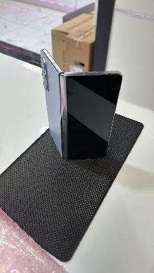 Samsung Galaxy Zflip5 256gb 3 Months Warranty W/Charger
