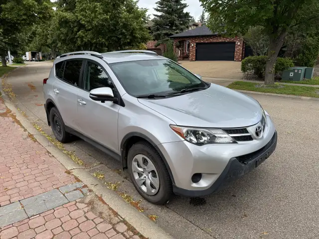 2015 Toyota Rav 4 LE