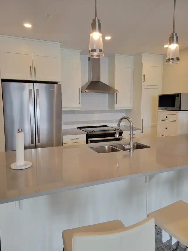2BDRM 2BATH FURNISHED DOWNTOWN HALIFAX