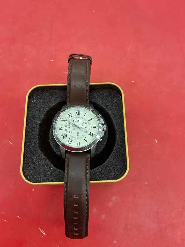 montre pour homme Fossil