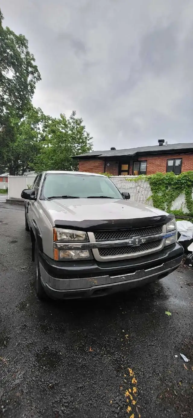 2005 Chevrolet Silverado 1500 Extended Cab 143.5' WB 4WD