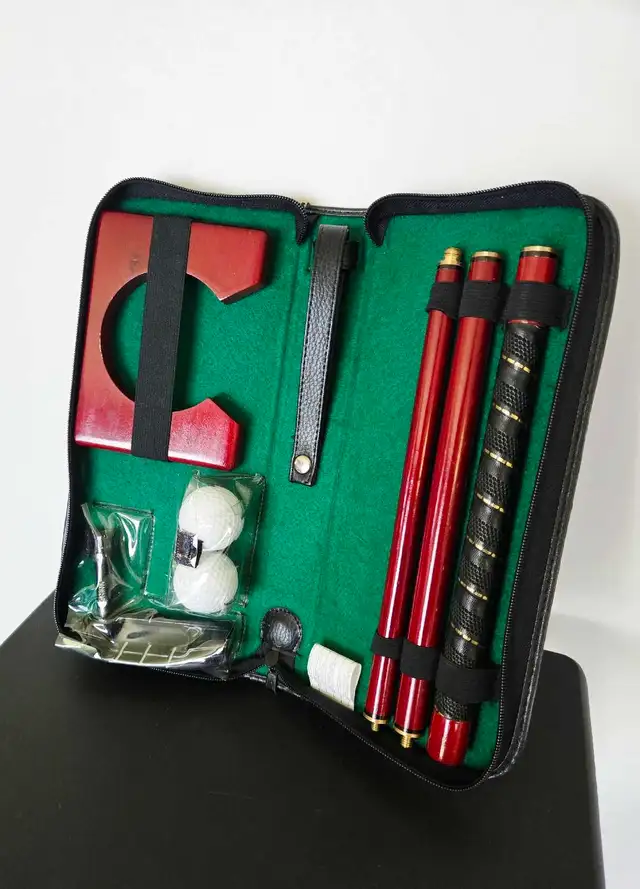 Portable Travel Golf Putting Set – Executive Office Practice Kit