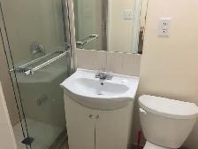 room for rent at York University village - Photo 8