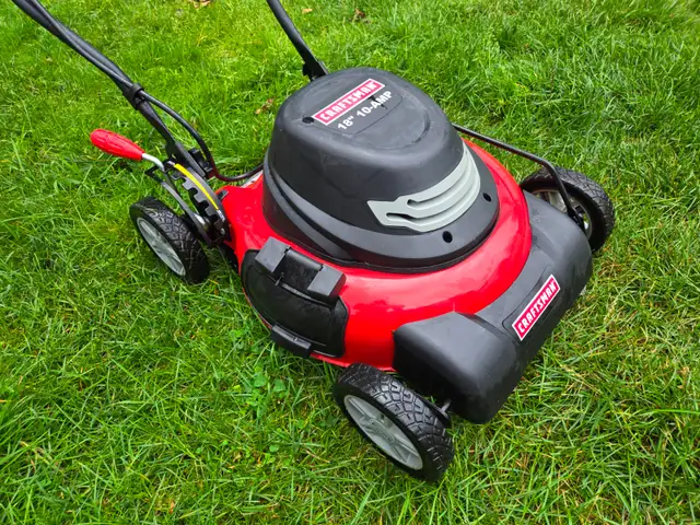 Tondeuse électrique a fil 120v Craftman