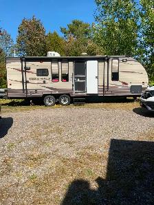 2016 Forest River Cherokee Grey Wolf 24RK Limited Edition - Photo 3
