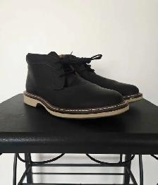Florsheim Men’s / Boys Black Leather Chukka Boots Size 7