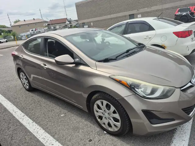 Hyundai  elantra 2015