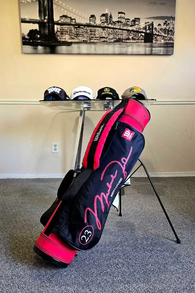 RARE Vintage Wilson Michael Jordan 23 Signature Golf Bag