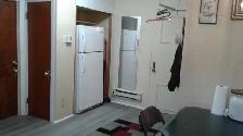 PRIVATE ROOM / CHAMBRE MEUBLÉ TOUS INCLUS  NEAR METRO PLAMONDON - Photo 3
