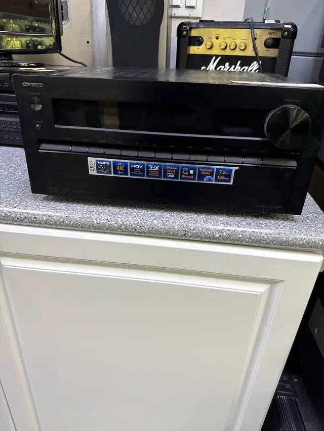 Onkyo TX-NR809 7.2 channel Amplifier With Remote