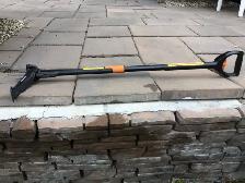 Fiskars Stand-Up Weed Puller Tool