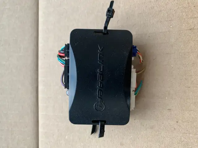 IdataLink (ADS-AL) Universal data immobilizer bypass module.
