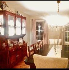 Beautiful Family Home in Kingswood - Photo 10