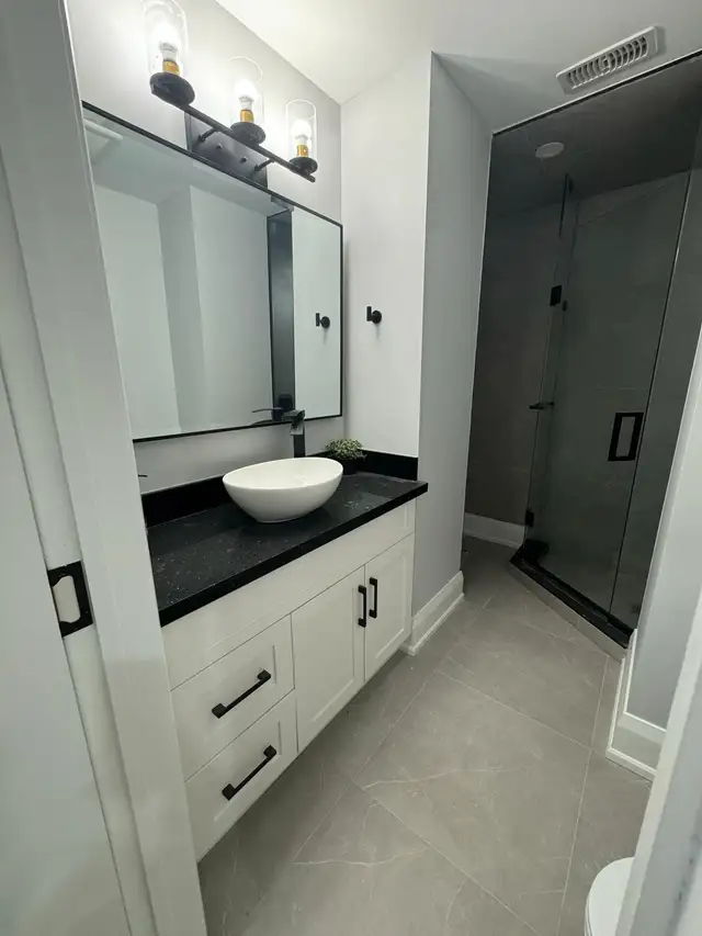 Bachelor Studio Basement Apartment in Brampton West