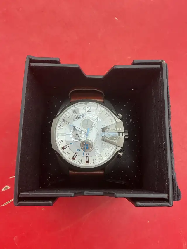 montre pour homme Diesel