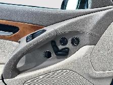 2003 Mercedes-Benz SL500 5.0L Only 48,000 km's! Outstanding valu - Photo 12