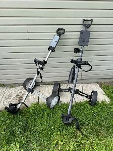 2 Chariots de golf (pull-carts)