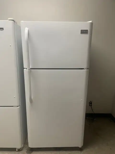 Réfrigérateur blanc 30'' standard Frigidaire