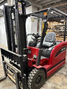 Electric 3-Wheel Forklift – 2 Ton / 4,000 lbs Capacity (AC 20)