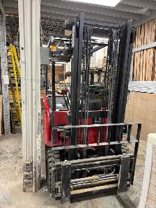 Electric 3-Wheel Forklift – 2 Ton / 4,000 lbs Capacity (AC 20) - Photo 6