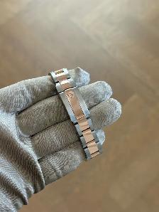Rolex Datejust Two-Tone Rose Gold MOP Diamond Dial 31mm - Photo 3