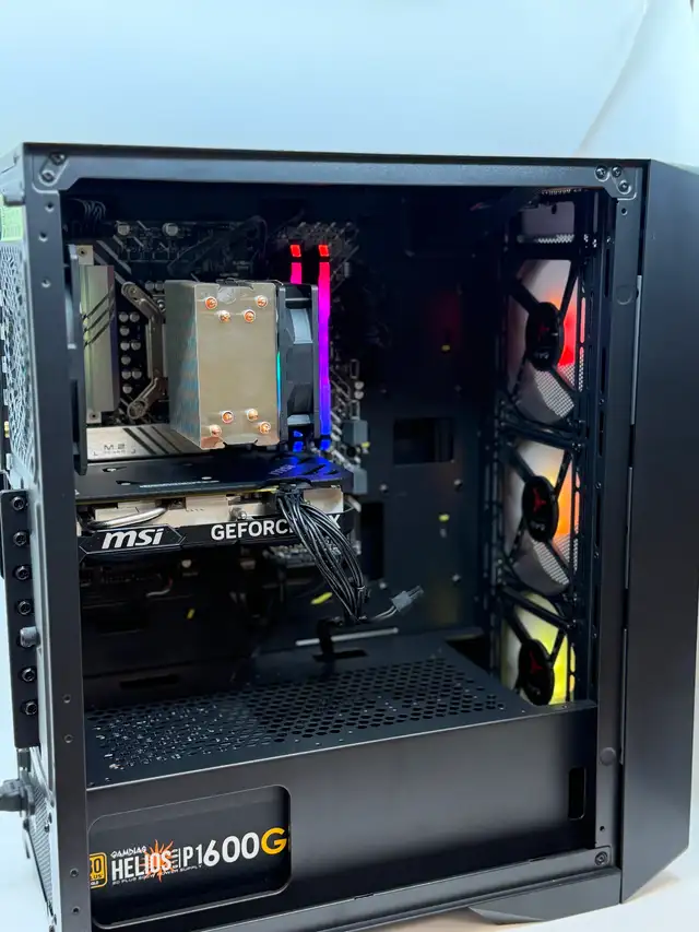 ASUS Custom Gaming PC – i5-12400F, 32RAM, RTX4060 1TB SSD - $799