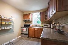 Detached House in Belleville for Lease - Photo 5