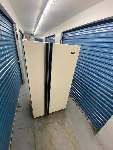 SIDE BY SIDE REFRIGERATOR - Photo 3